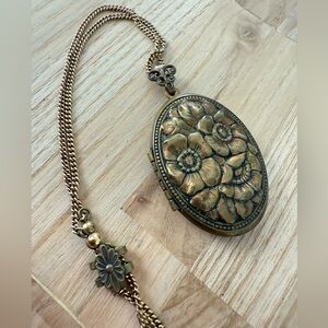 Vintage Piddly Links double locket necklace